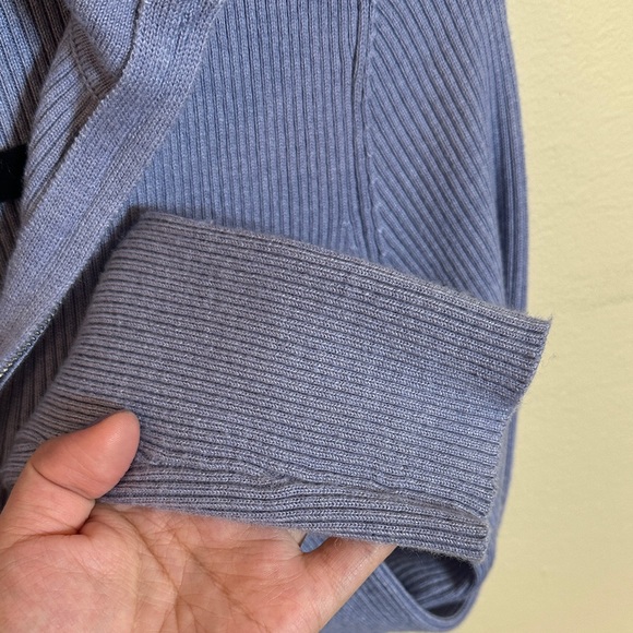 Women's Lavender Ribbed Crop Top - Picture 5 of 6